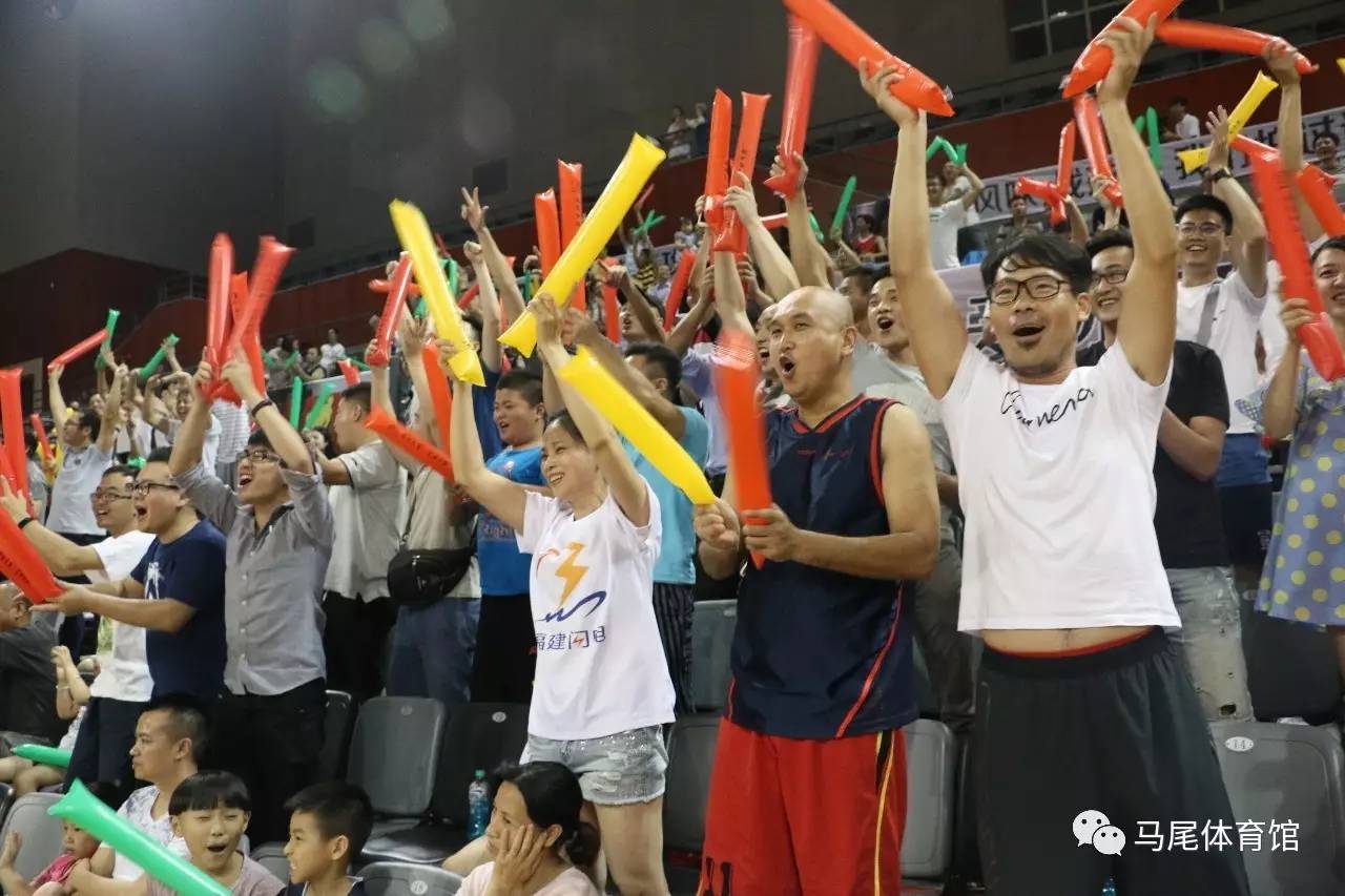 TK直播-马拉松夜战：闽南天虎队淘汰对手塞北霹雳队，临门一脚致胜防守强度拉满的简单介绍